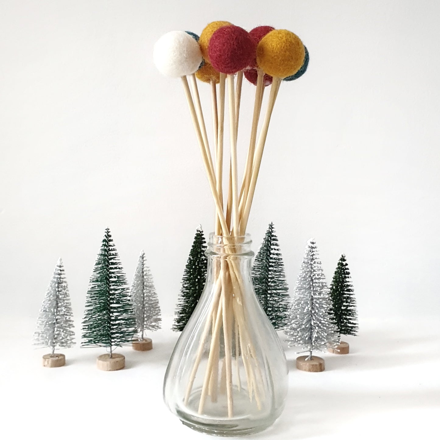 Merry Pom Pom Flowers, Felt Ball Bouquet Room Decor