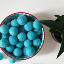 Load image into Gallery viewer, Loose Felt Balls 2cm