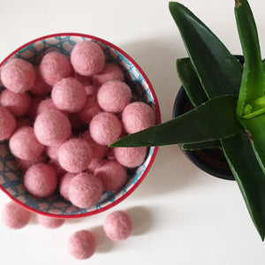 Loose Felt Balls 2cm