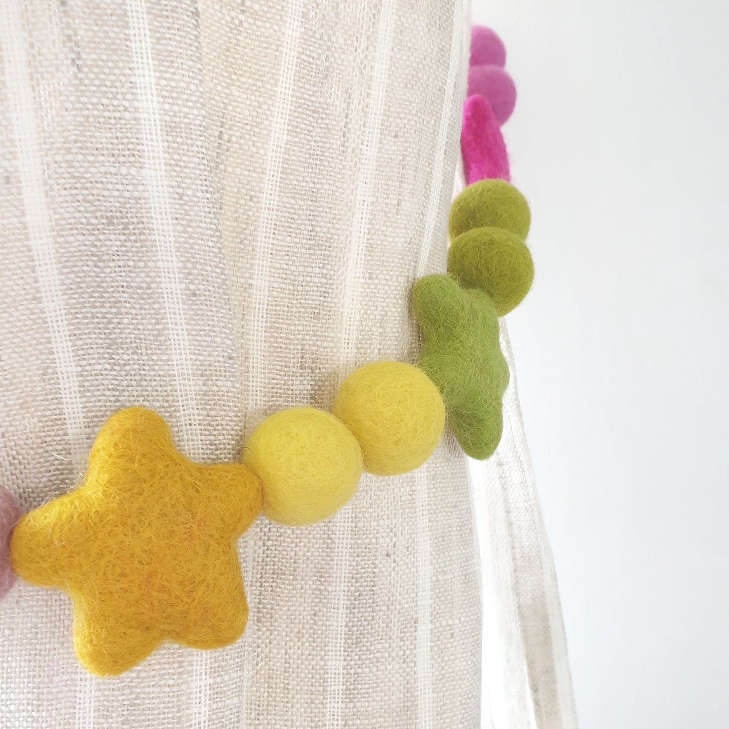 Bright Star Curtain Felt Ball Pom Pom Tie Backs