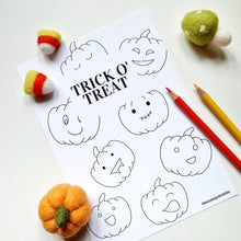 Load image into Gallery viewer, A5 Halloween Colouring Postcards - 4 pack