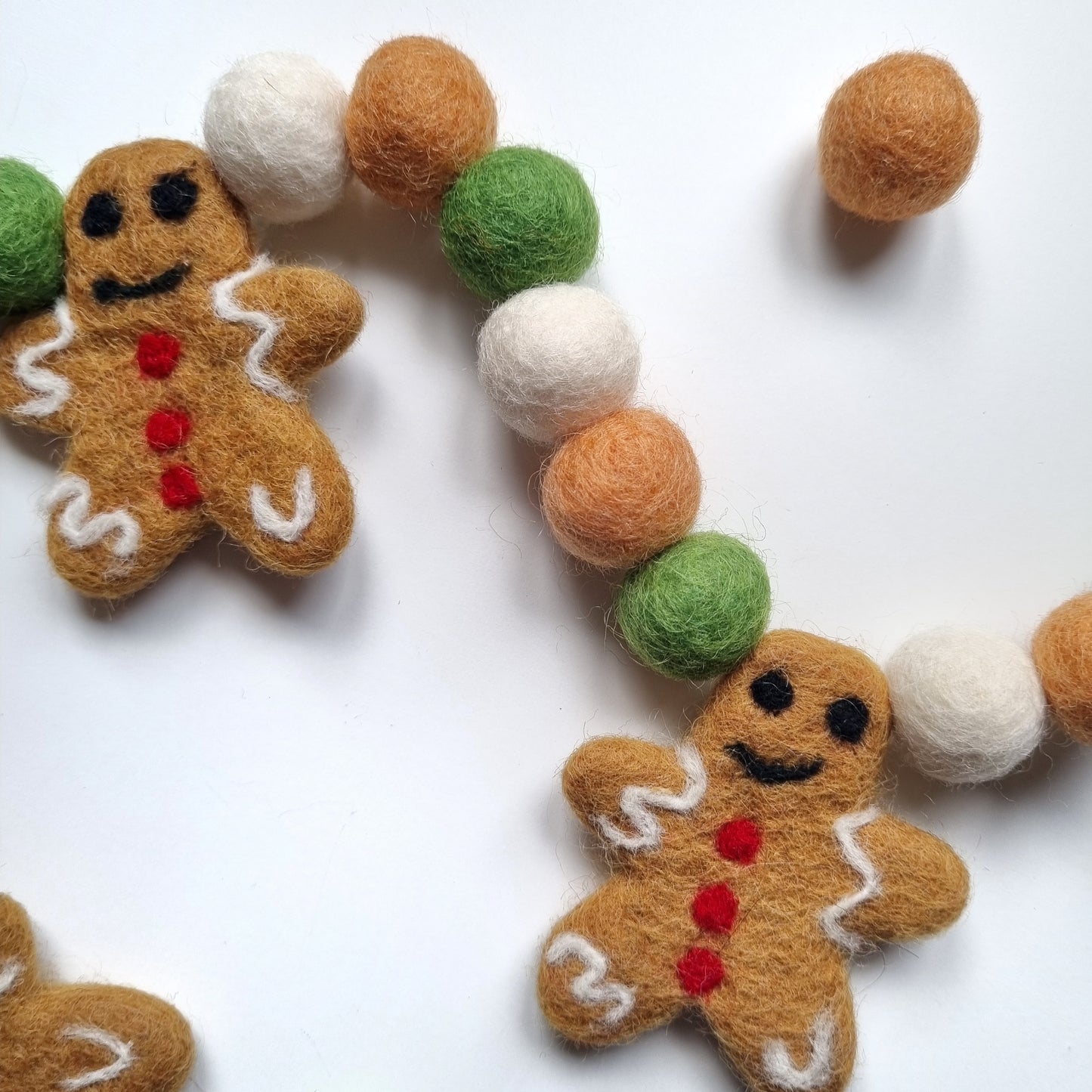 Christmas Gingerbread Pom Pom Garland - Felt Ball Nursery Decor