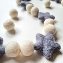 Load image into Gallery viewer, Christmas Star Curtain Felt Ball Pom Pom Tie Backs