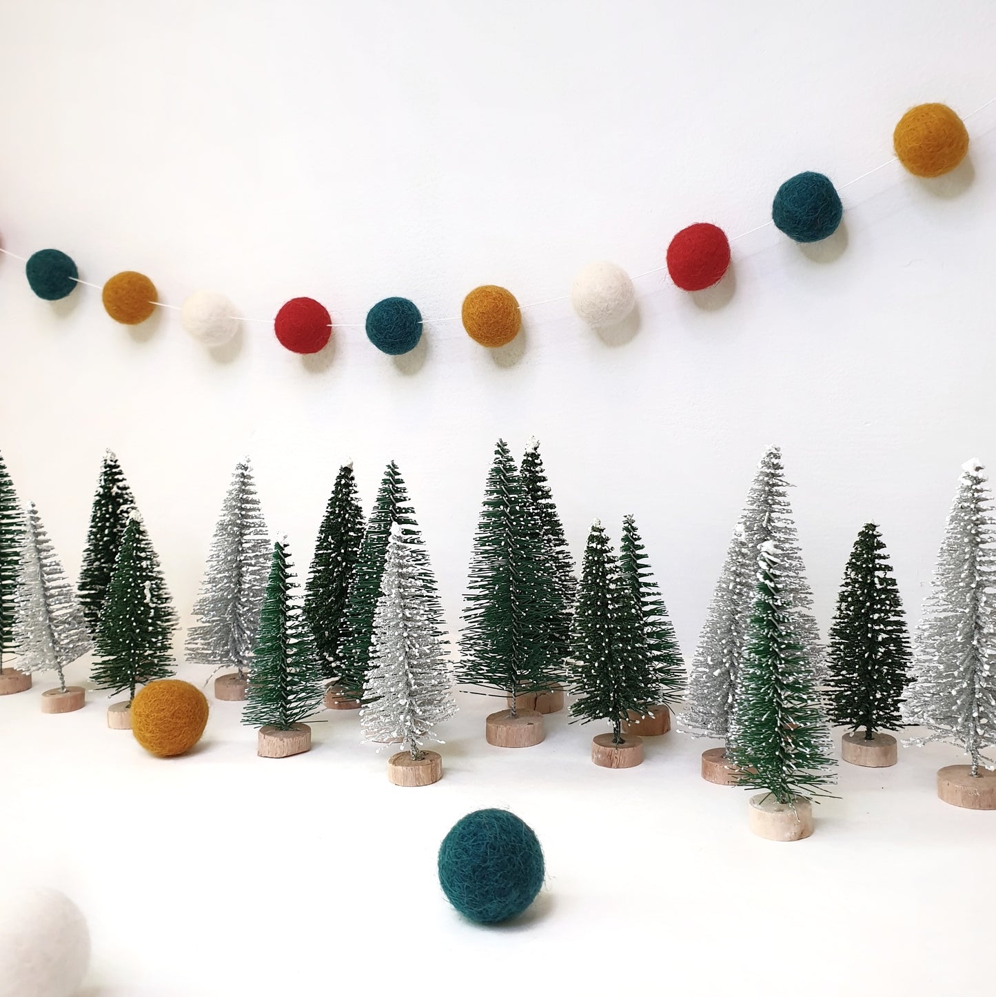 Jingle Bells Pom Pom Garland - Felt Ball Nursery Decor