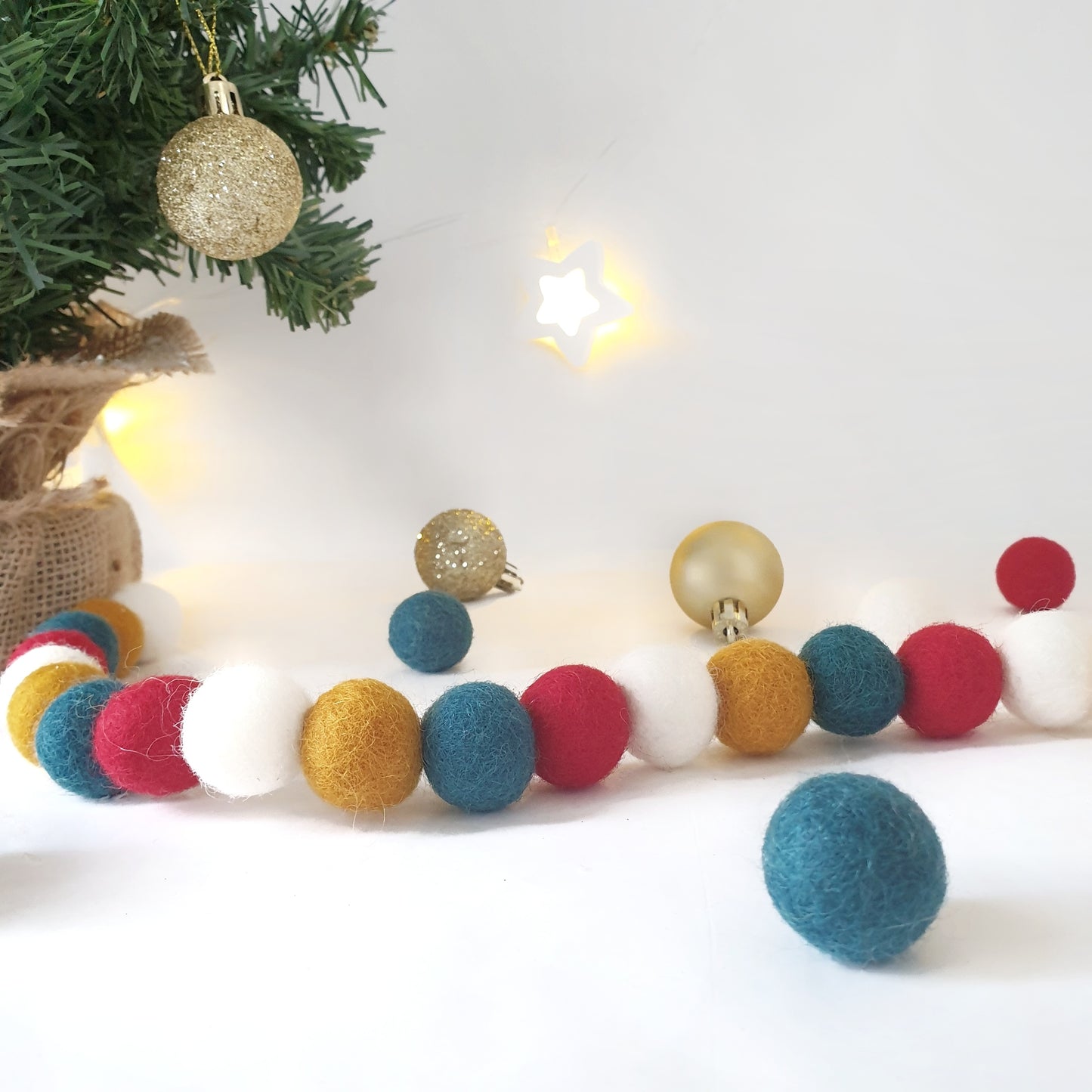 Jingle Bells Pom Pom Garland - Felt Ball Nursery Decor