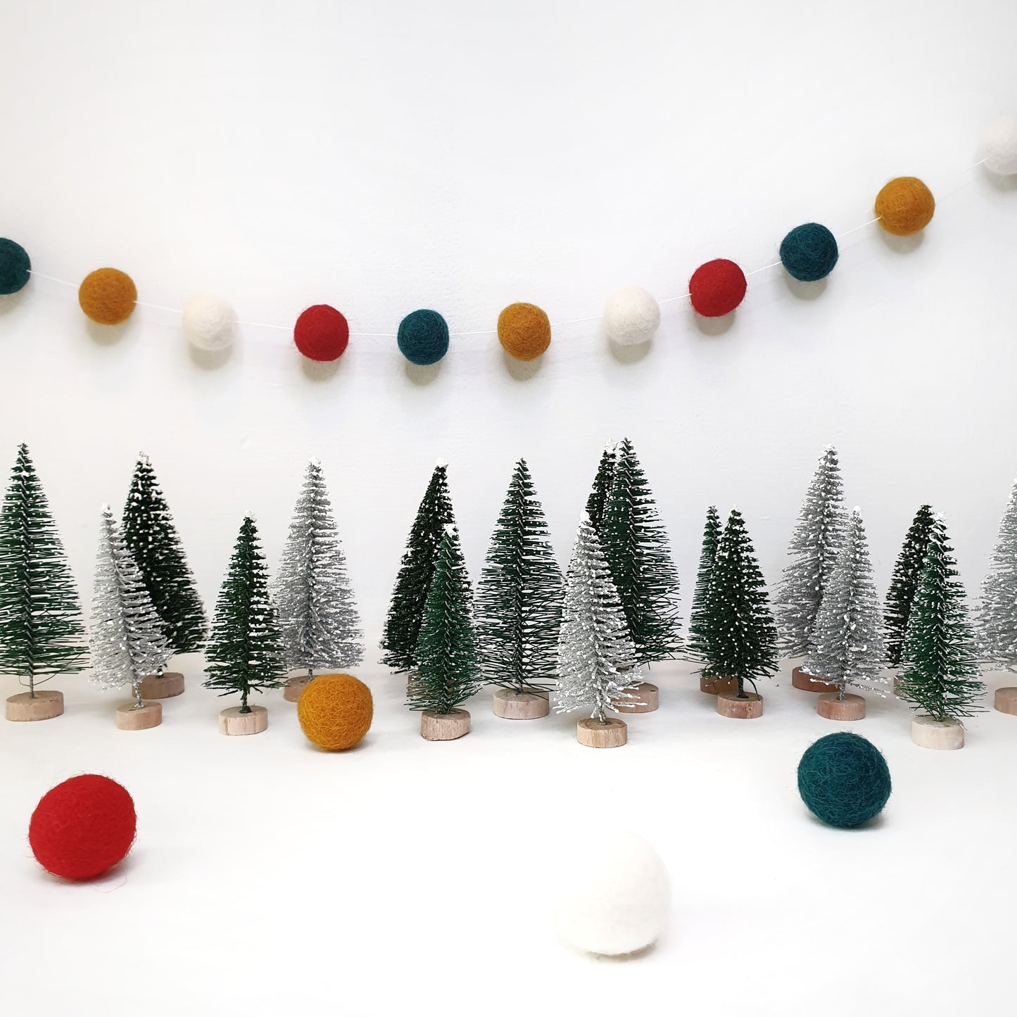 Jingle Bells Pom Pom Garland - Felt Ball Nursery Decor