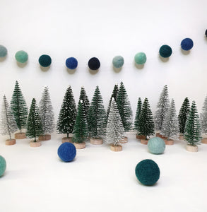 Snowflake Pom Pom Garland - Felt Ball Nursery Decor