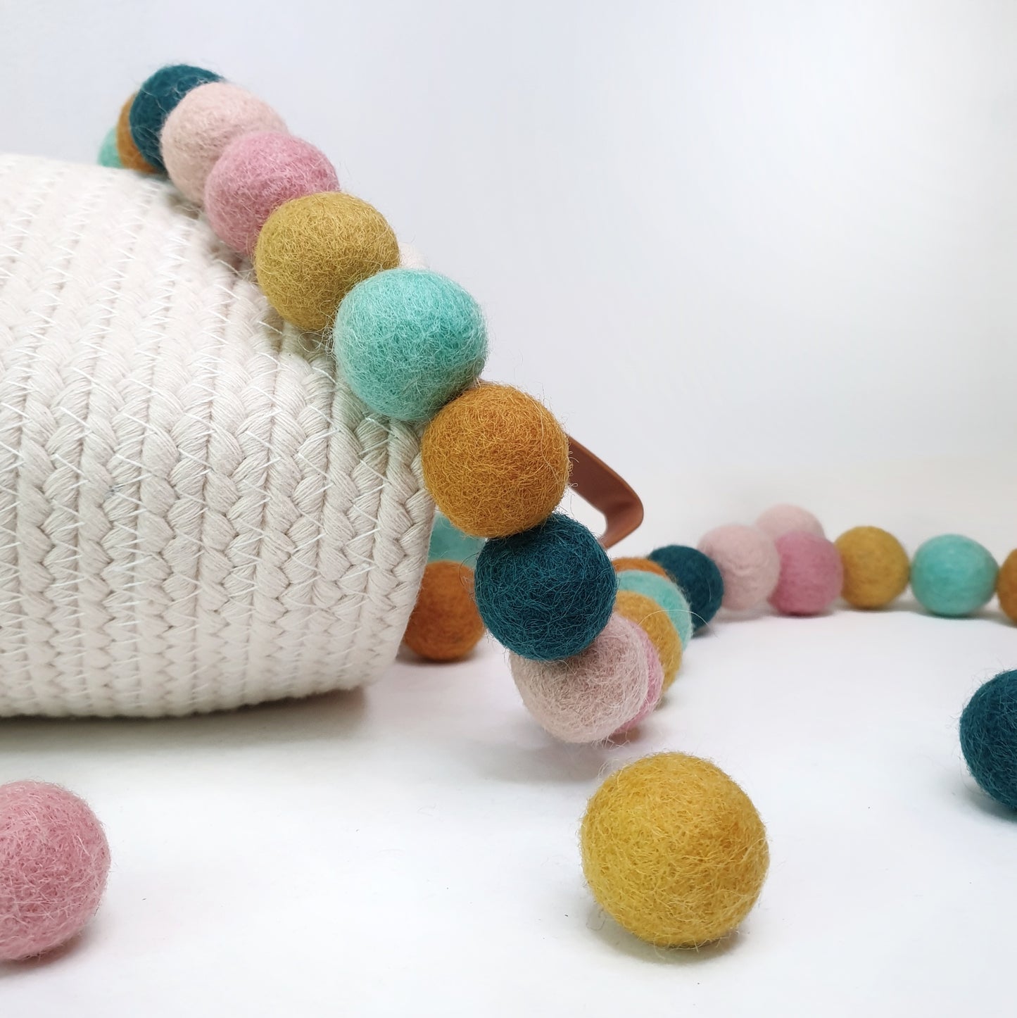 Vintage Tulip Easter Pom Pom Garland - Felt Ball Nursery Decor