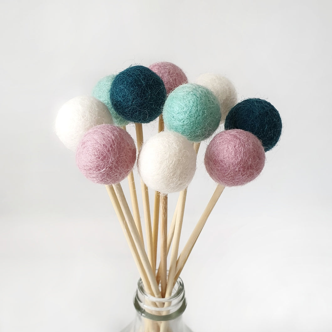 Winter Pom Pom Flowers, Felt Ball Bouquet Room Decor